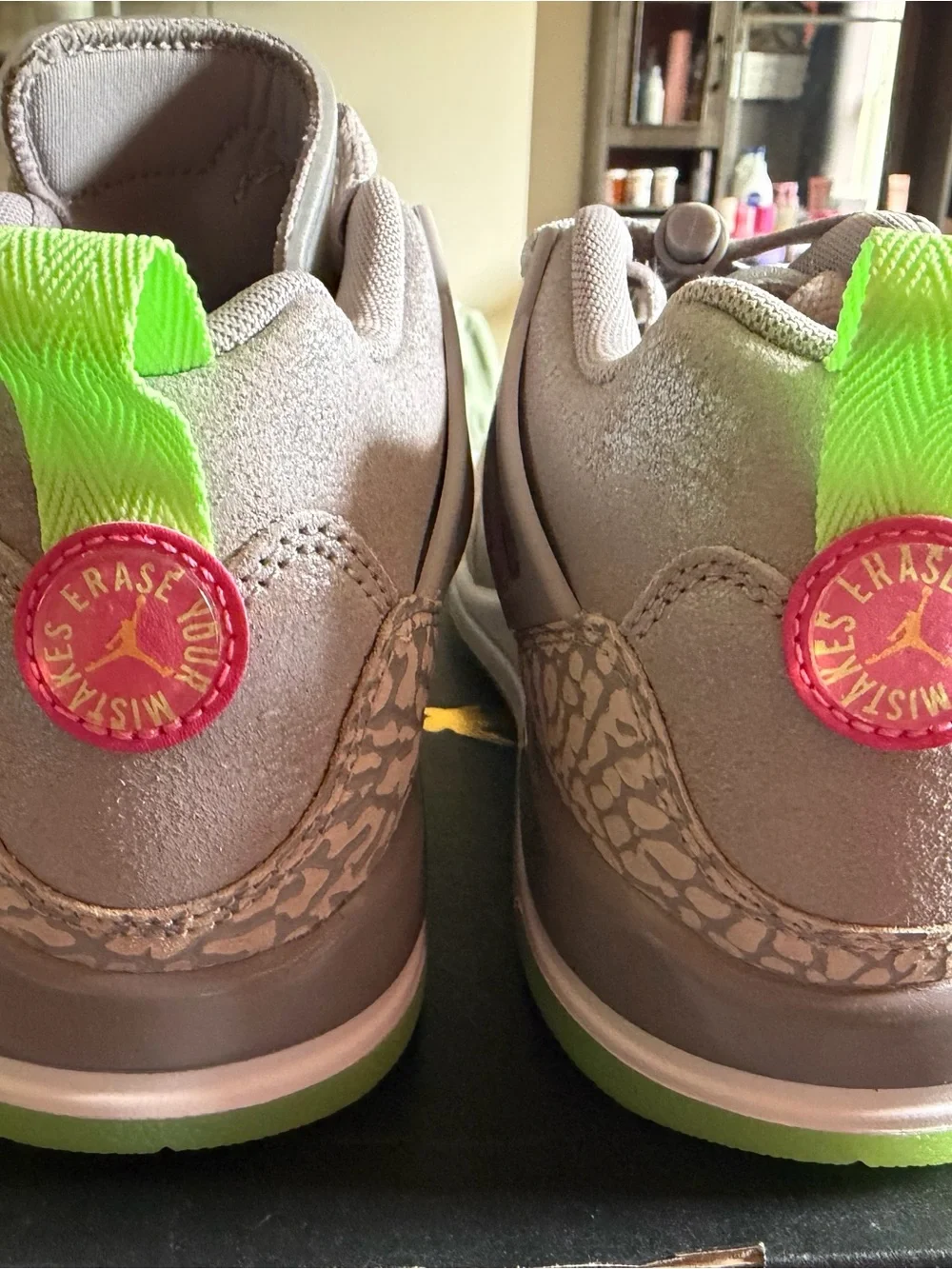 Jordan youth low